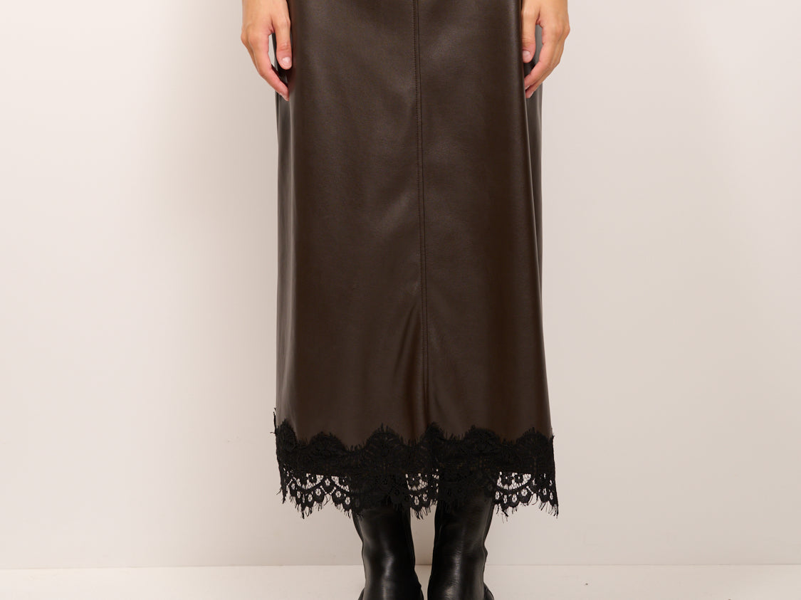 TENSIONE IN GONNA ECOPELLE+PIZZO MORO